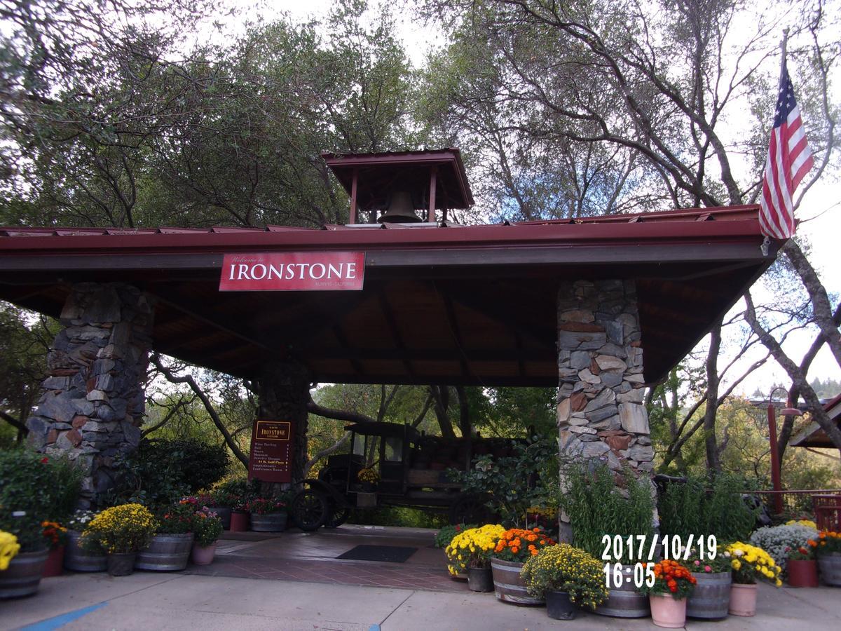 The Cub Inn B&B Groveland Bagian luar foto